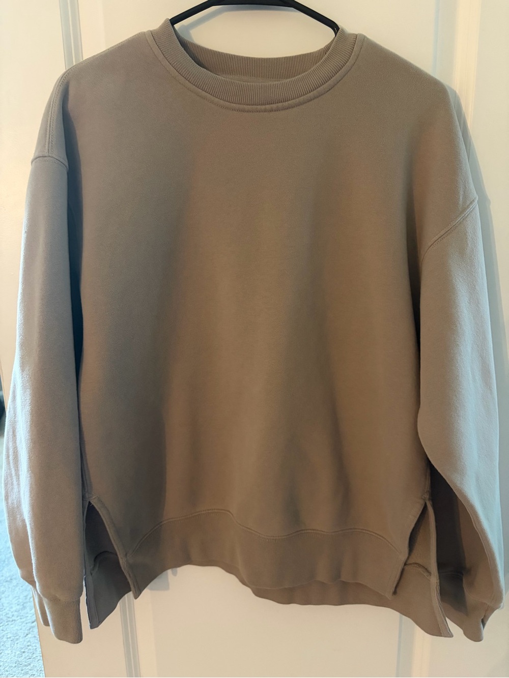 Abercrombie & Fitch Women's Crewneck Sweatshirt - Taupe